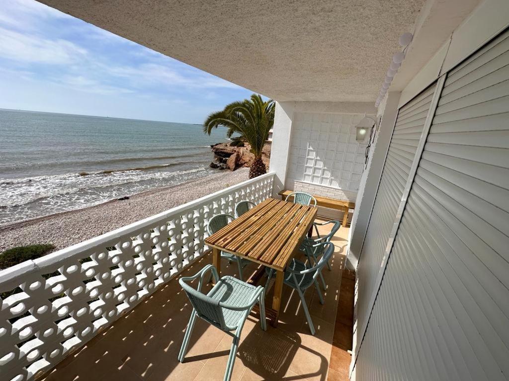 Martinenca 1ª Linea De Mar Apartment Sant Carles De La Rapita Bagian luar foto